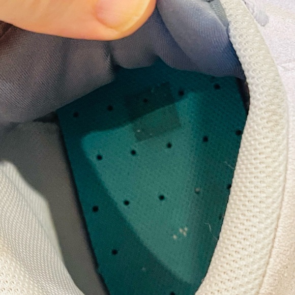 Jordan Series Mid .01 'Iris Whisper Smoke Grey' (DA8026-500), Size: 12 - Picture 5 of 15